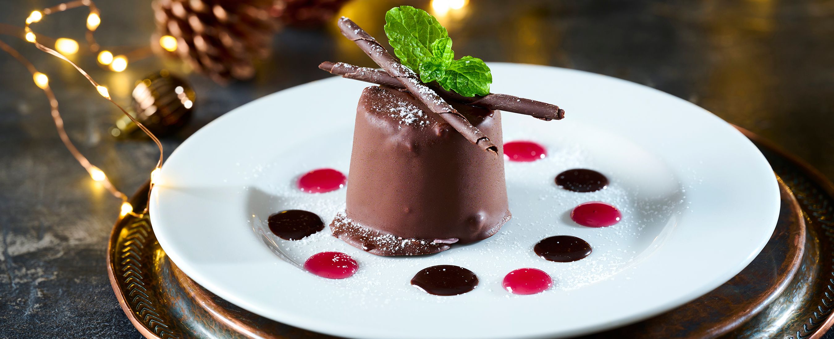 Boxing Day Lunch & Dinner at The Saxon Arms in Witham Essex CM81FQ