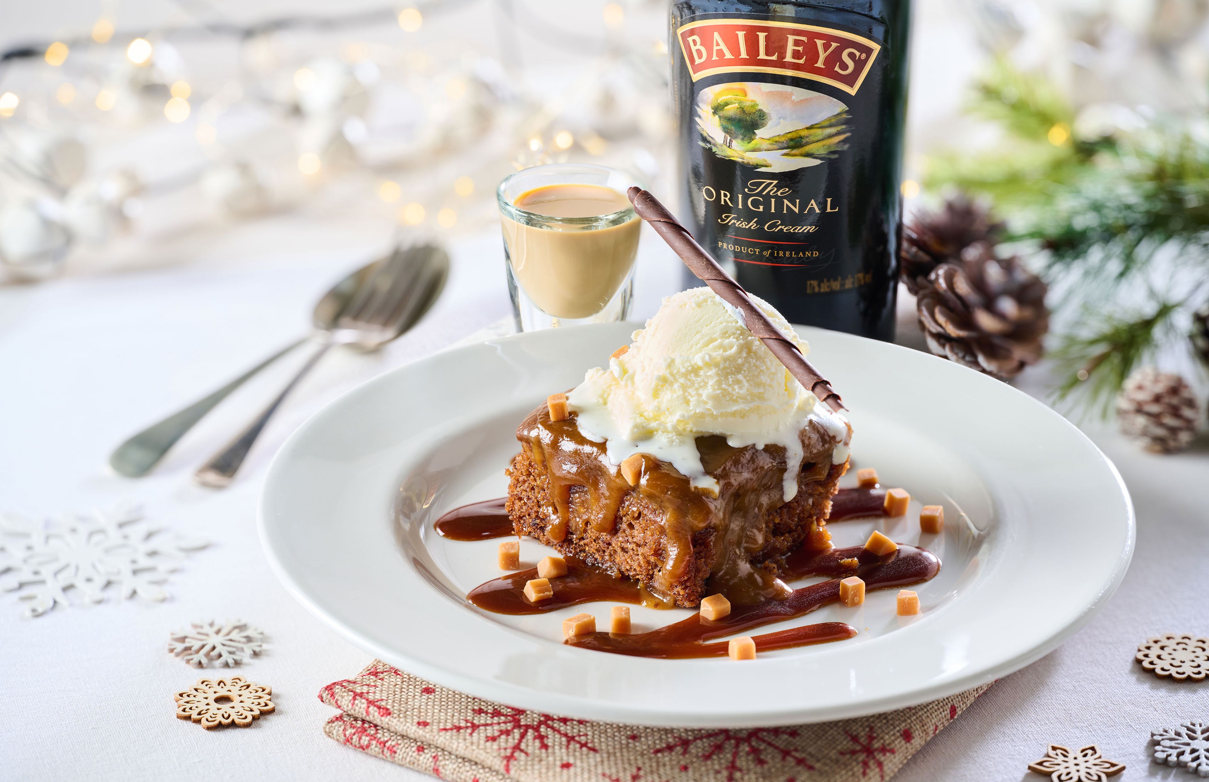 Festive Lunch & Dinner at The Saxon Arms in Witham Essex CM81FQ
